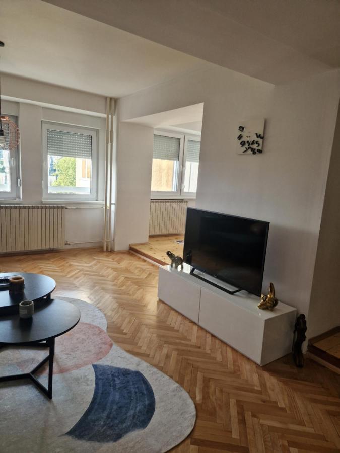 Comfy Center Apartment Skopje Exterior foto