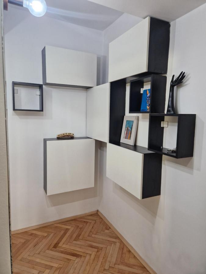 Comfy Center Apartment Skopje Exterior foto