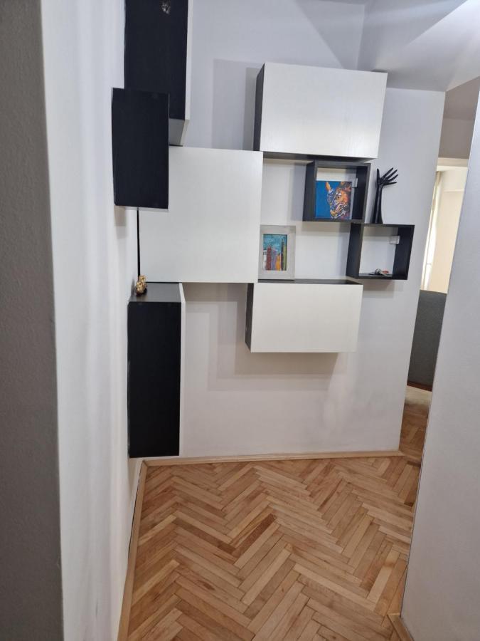 Comfy Center Apartment Skopje Exterior foto